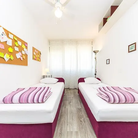 Appartement Pelenito *