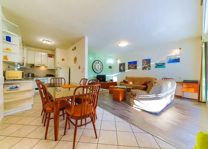 Lägenhet Pelenito *